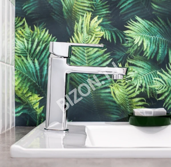 Смеситель для умывальника BOOU B8218-1J с коротким гусаком 2