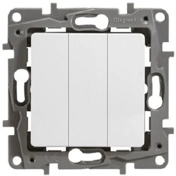 Выключатель трехклавишный на винтах 10АХ Plus LEGRAND ETIKA 672213, белый