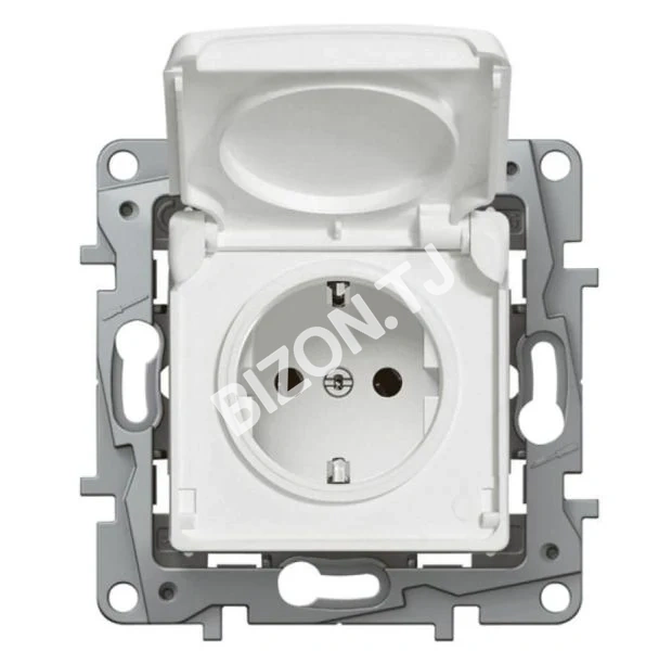 Розетка с заземлением 2P+E , IP44  LEGRAND NILOE 764547, белый, с крышкой и защитными шторками